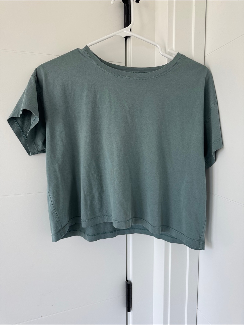 lululemon athletica Sage Green Cropped Tee